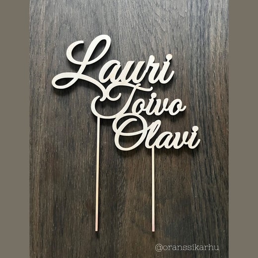 Kakkukoriste omalla tekstill&auml;